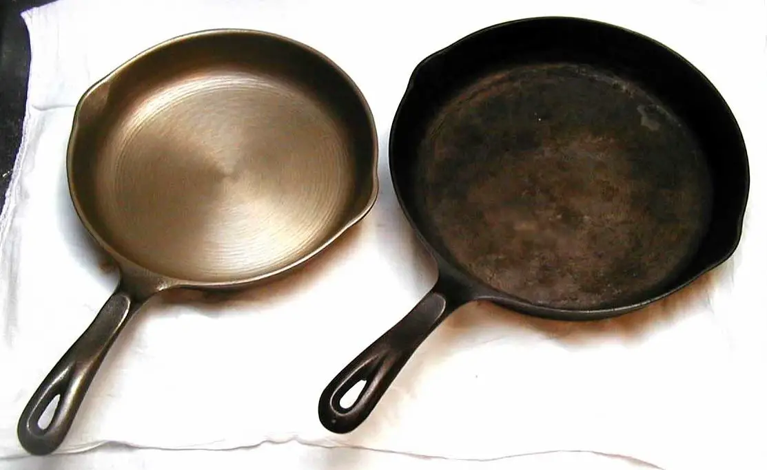 clean vs dirty cast iron cookware