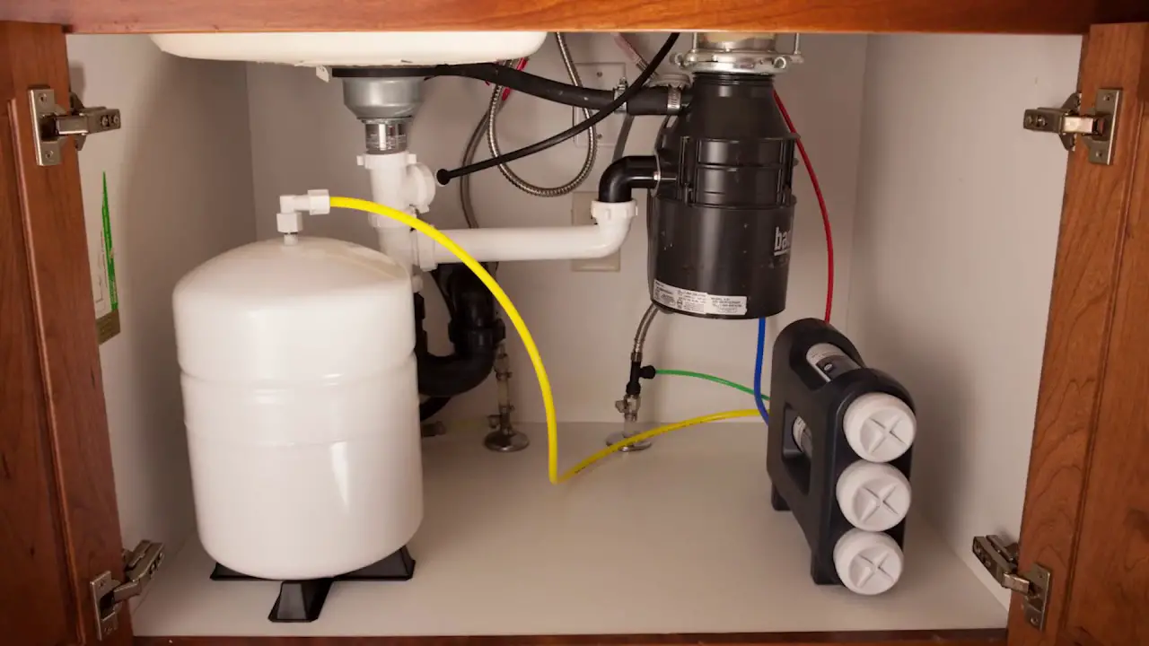 Installing an under sink water filter