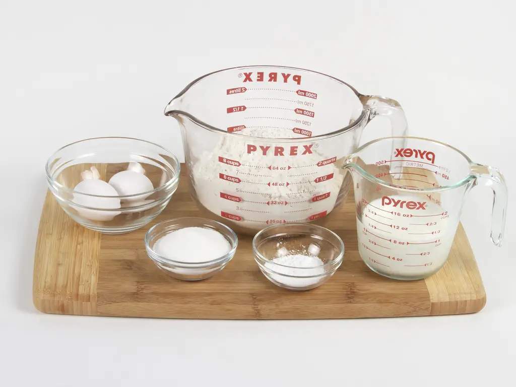 Pyrex Measuring Cups