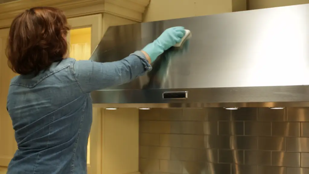 How to Clean a Range Hoods