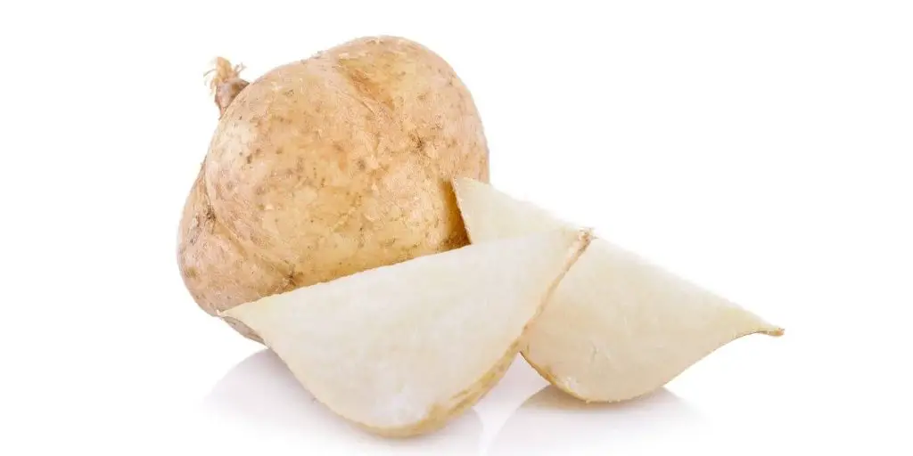 Jicama is an option for substitution of water chestnuts.