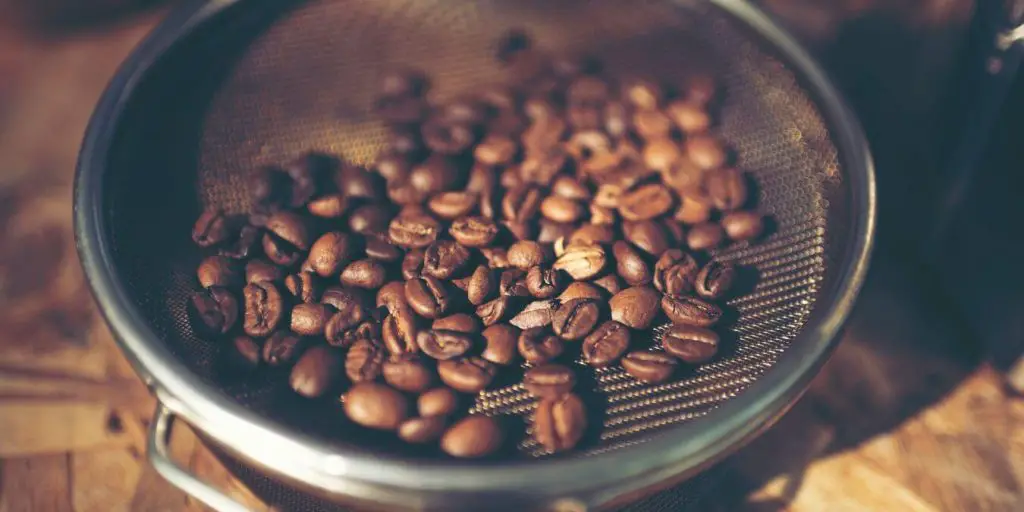 fine mesh sieves can be used to filter coffee.