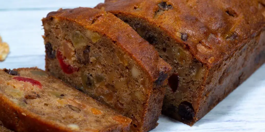 image of fruit cake.